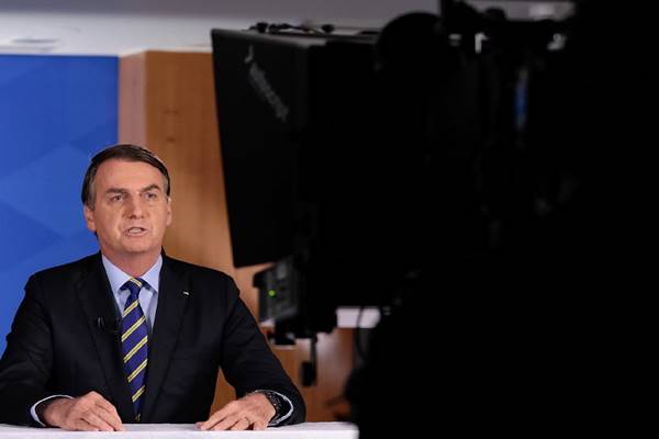 Jornal Nacional declara guerra a Bolsonaro