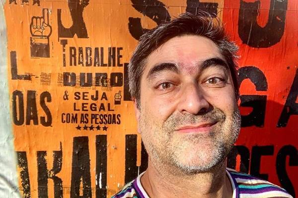 Após 24 anos, Globo não renova contrato com o apresentador Zeca Camargo