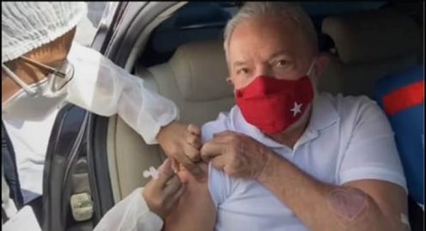 Lula é vacinado