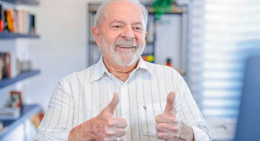 Lula manda recado para petistas