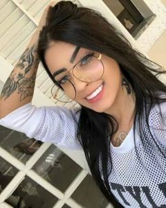 Mc Mirella Nua - Fotos Nudes e Videos da cantora pelada no Onlyfans