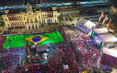 Comício do Lula em BH teve mais de 100 mil pessoas