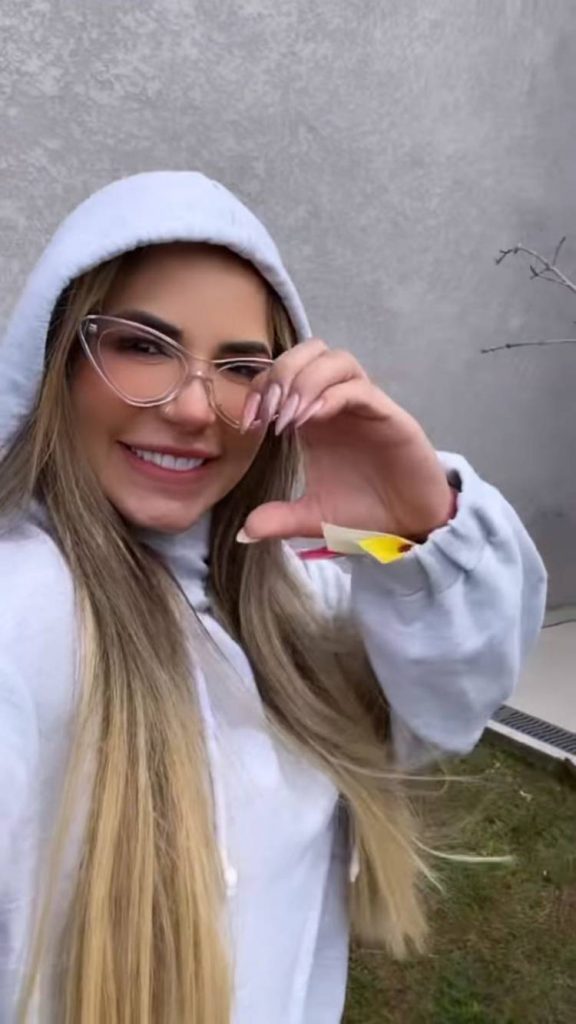 Deolane Bezerra Nua - Fotos e nudes vazadas de Deolane Pelada