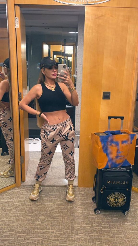 Deolane Bezerra Nua - Fotos e nudes vazadas de Deolane Pelada